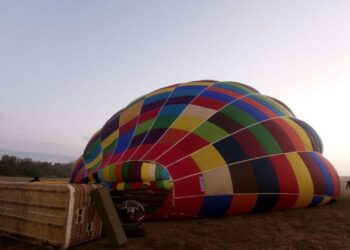 Hot air ballooning at Magaliesburg