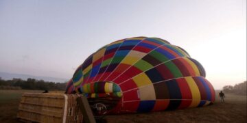 Hot air ballooning at Magaliesburg