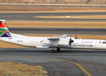 SA Express plane