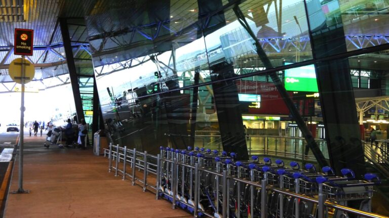 Park And Fly King Shaka Airport ilovesouthafrica.com