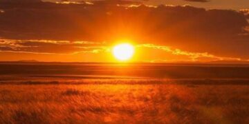 6 places sun never rises anr sets.